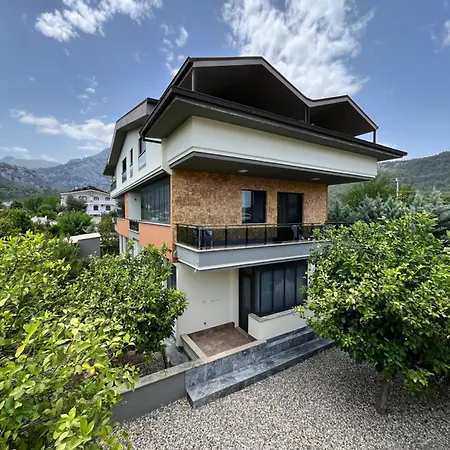 Cetin Apart 1001 Appartement *