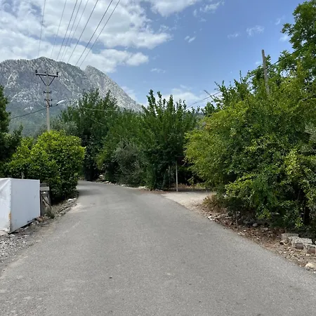 Cetin Apart 1001 Kemer